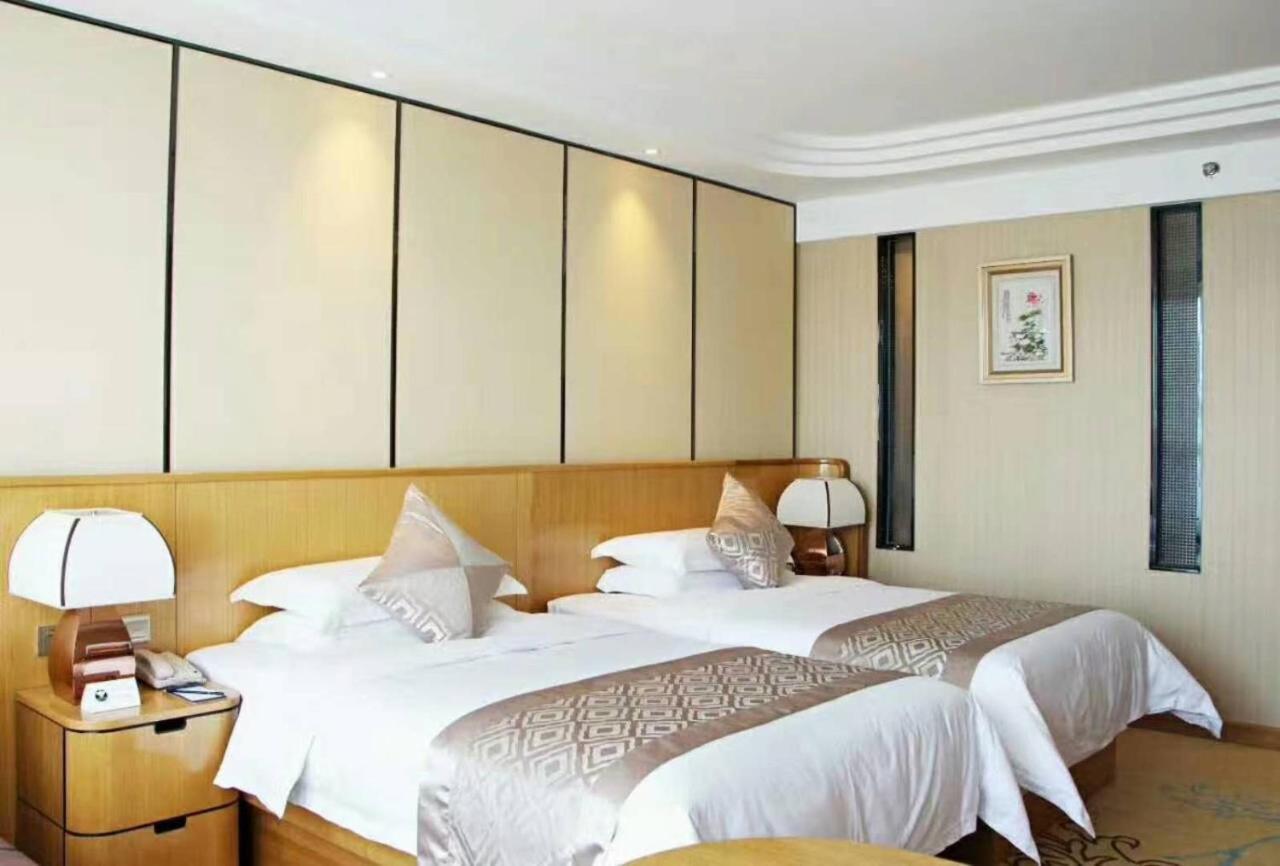 Wyndham Hangzhou East Exterior photo